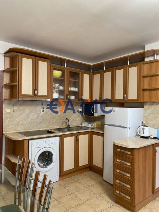 Продава се Двустаен апартамент в Свети Влас - 55 кв.м за 826 €/кв.м - Снимка #9