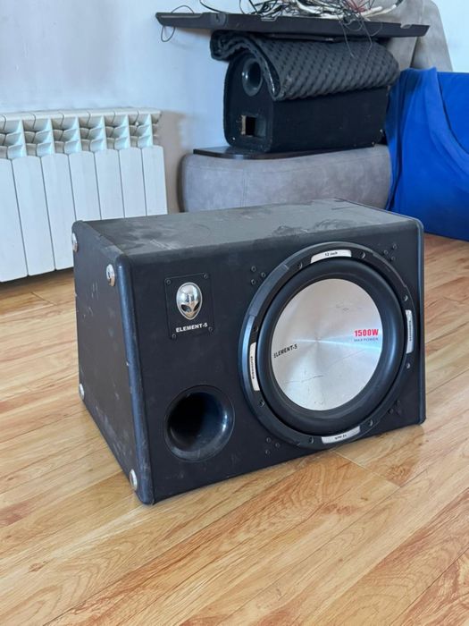 Продам сабвуфер