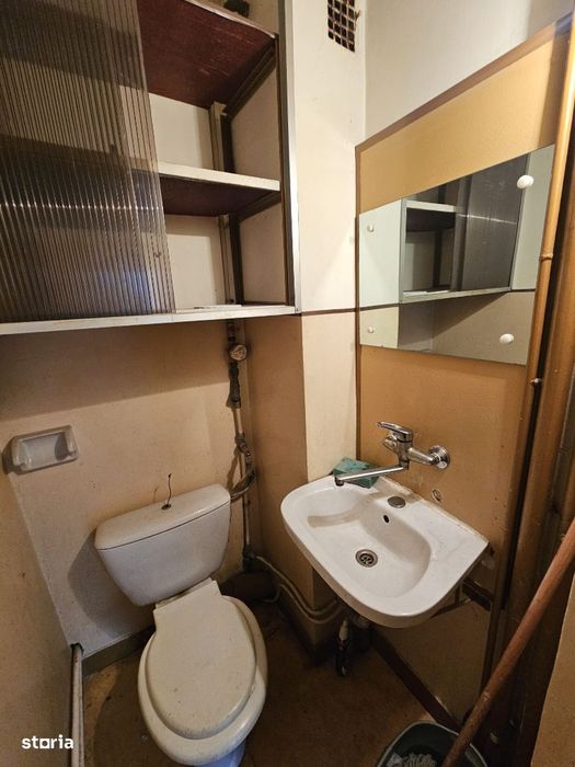 Apartament 3 camere, hol central in C-uri Eminescu