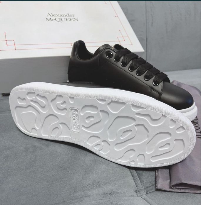 Adidasi Alexander Mcqueen full black piele negri