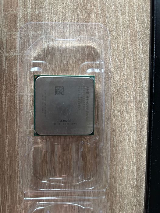 DDR3 2/4 GB / процесор AMD A4-6300 series