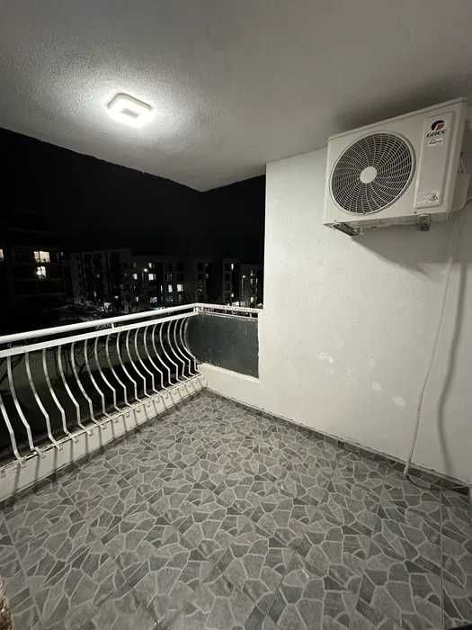 Просторен четиристаен апартамент в района на Възраждане 1 !