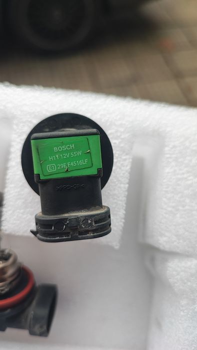 Ксенони няколко комплекта