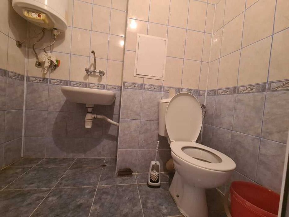 Дава се под наем Едностаен апартамент в Бургас, Меден рудник - зона А - 42 кв.м за 158.1 € - Снимка #4