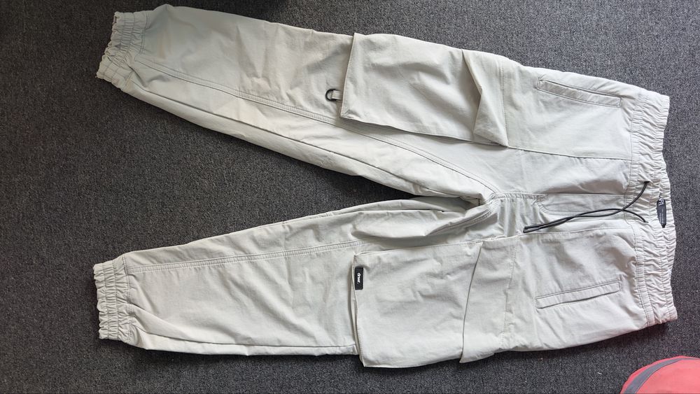 Карго панталони Zara-dnwr L