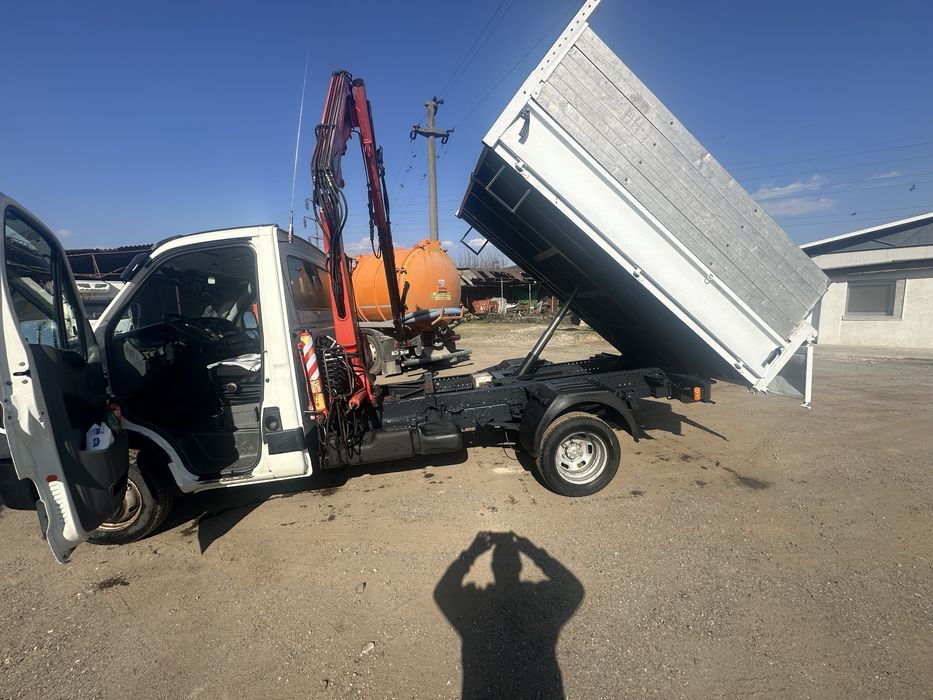 Vand iveco basculabil cu macara