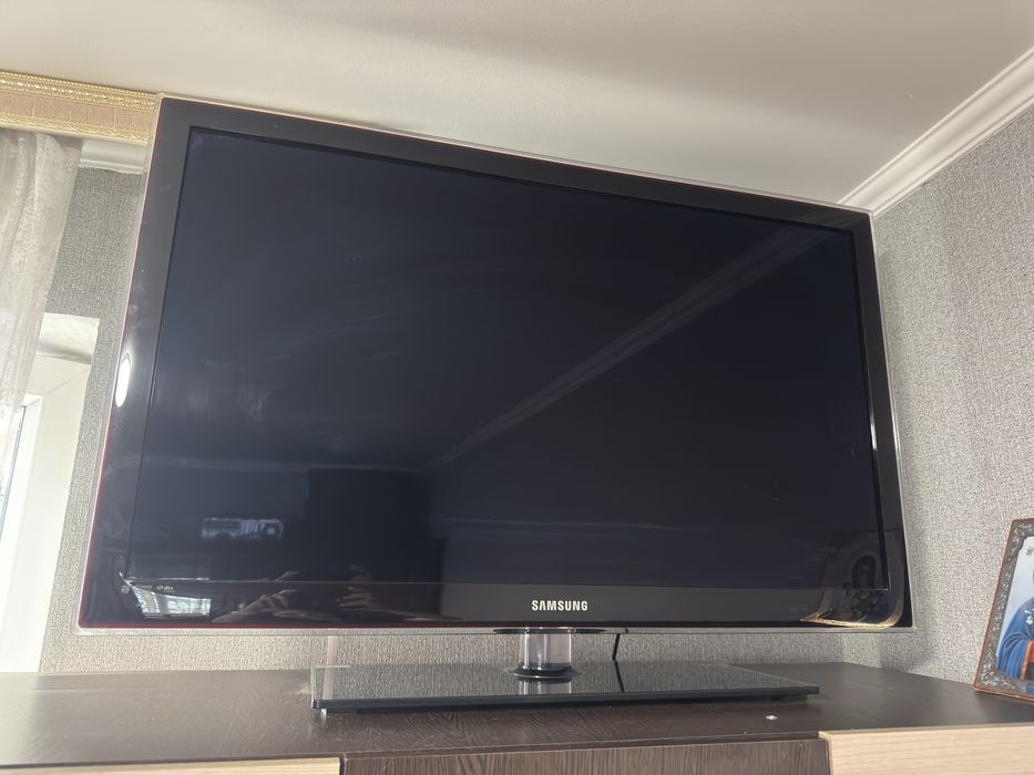 Продам телевизор samsung
