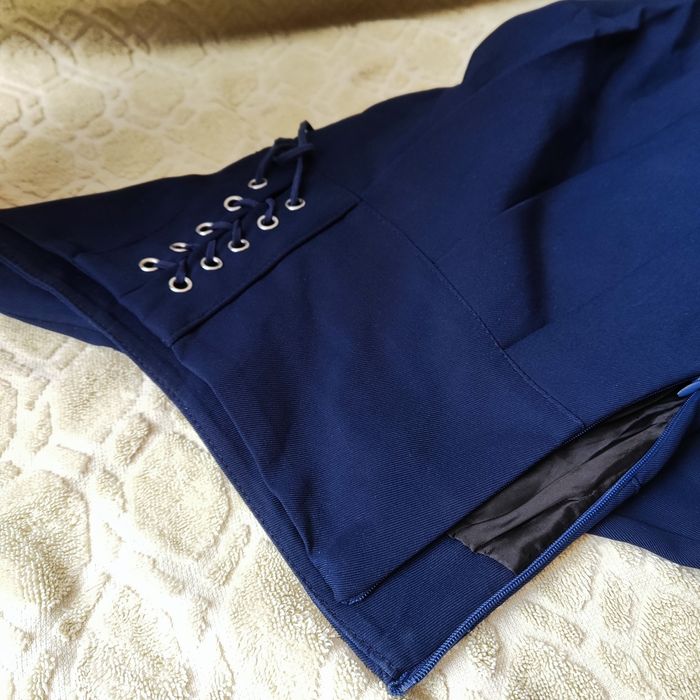 синяя школьная юбка