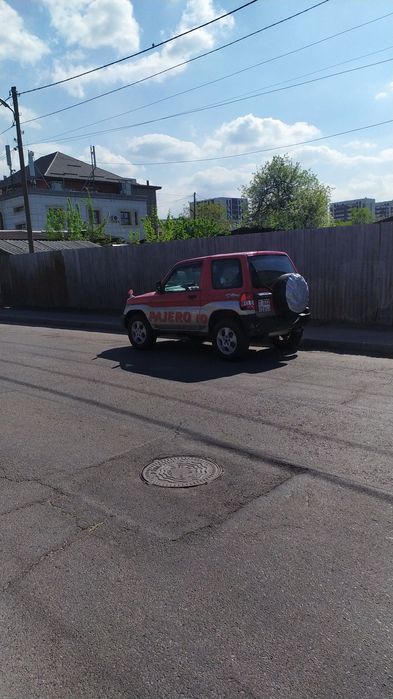 Митсубиси паджеро io