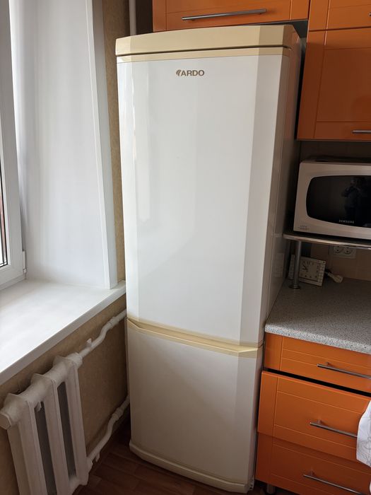 Продам холодильник рабочий