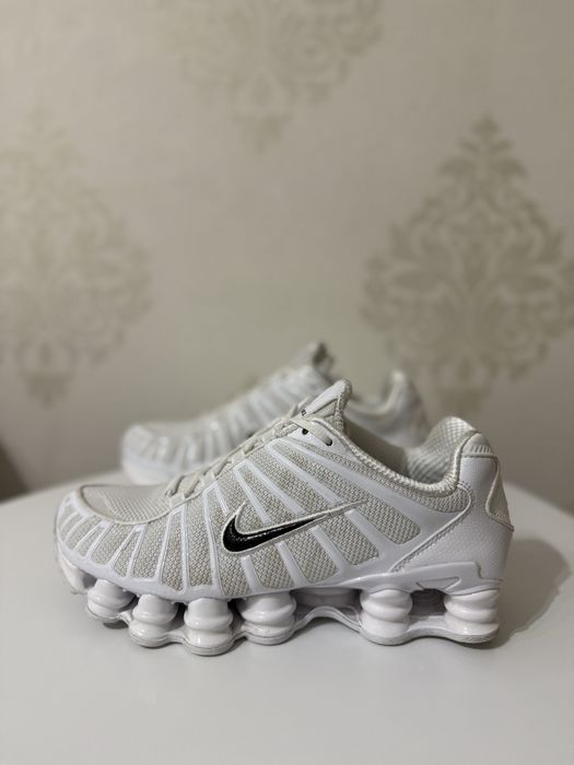 Nike Shox White TL
