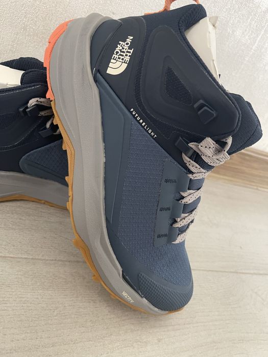 Обувки The  North face