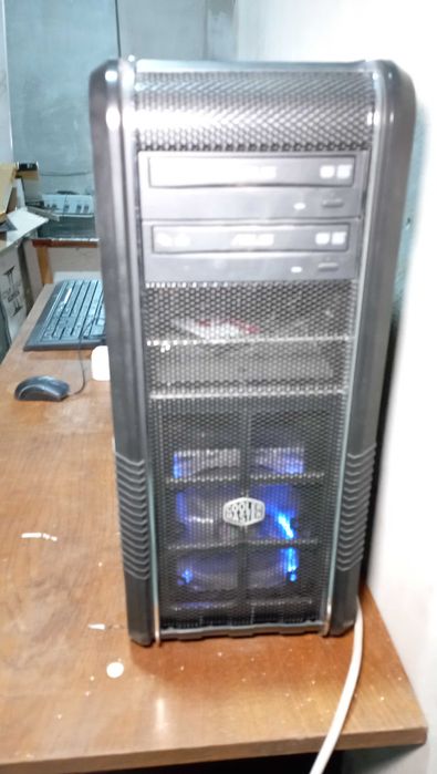 Продается компьтер  Intel Core i7-920 монитор 32 диагональ