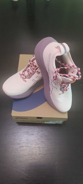 Дамски маратонки за бягане ASICS GEL-NIMBUS 26 TR EU 39.5