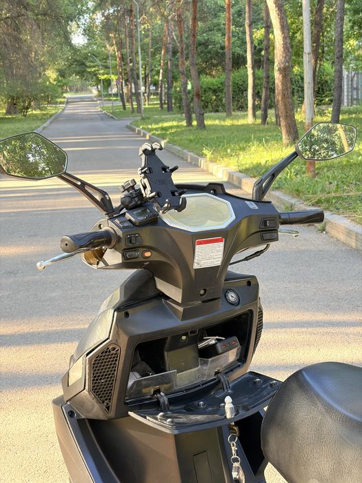 Скутер Racer stells