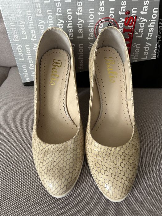 Елегантни обувки на ток - НОВИ