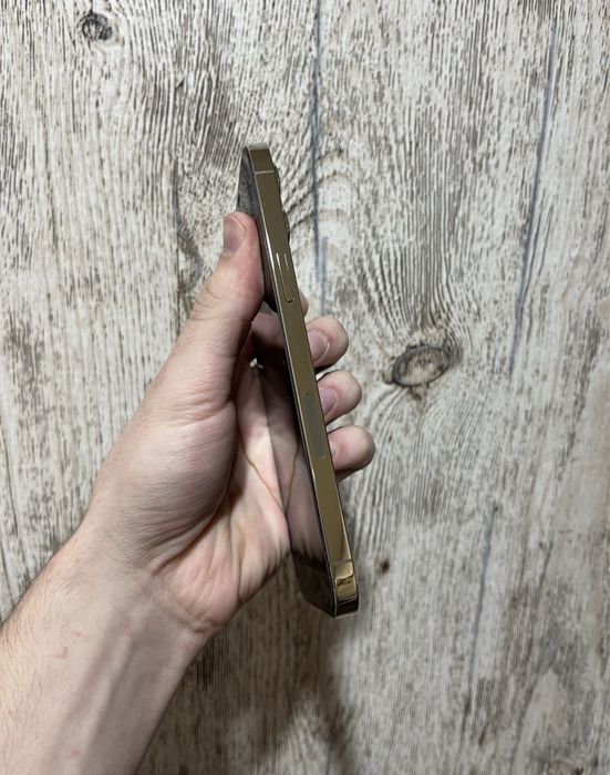 Продам Айфон 12Pro Max 128gb