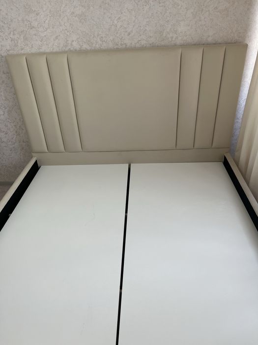 спальная кровать