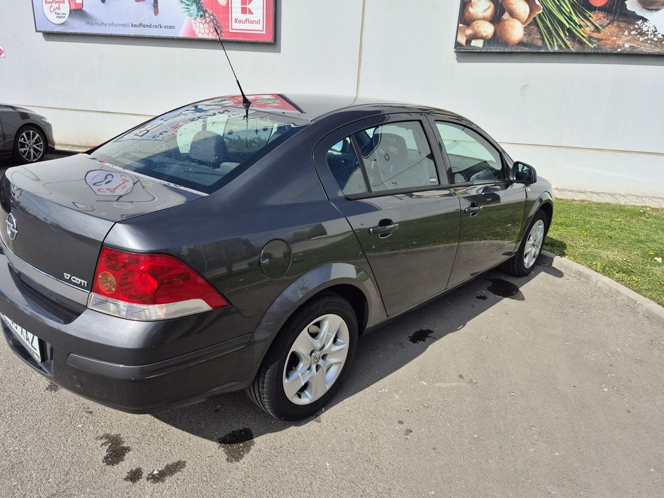 Vand Opel Astra H 2011