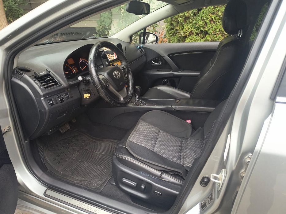 Toyota Avensis 2.2 D-CAT Elegance