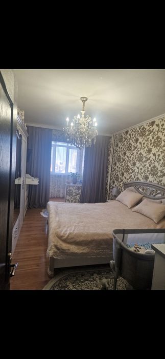 Продается спальный гарнитур