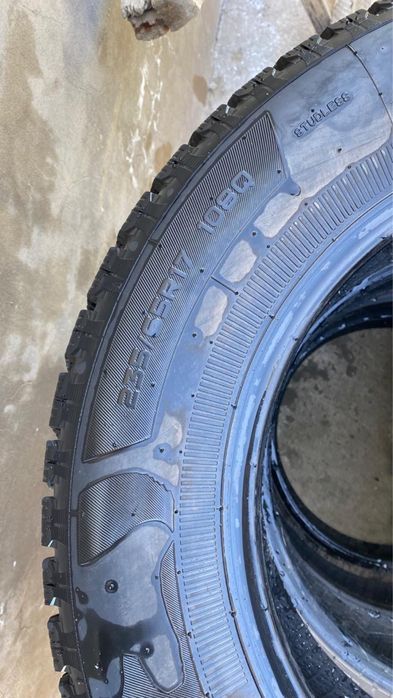 Комплект зимних шин