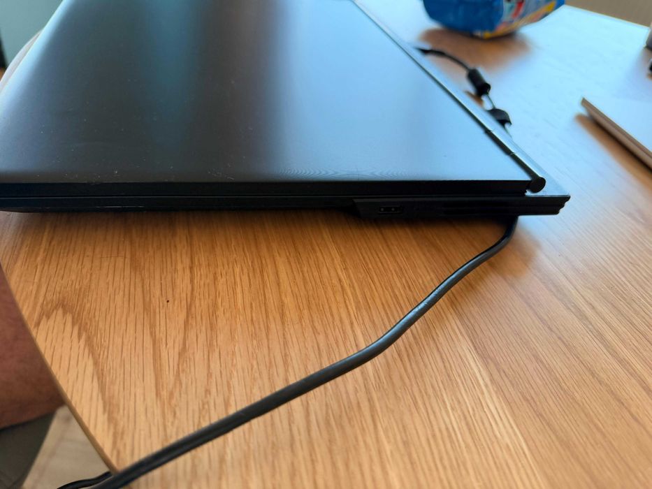 Laptop Lenovo Gaming i5-9300H / 16GB RAM / 512GB SSD / GTX 1650