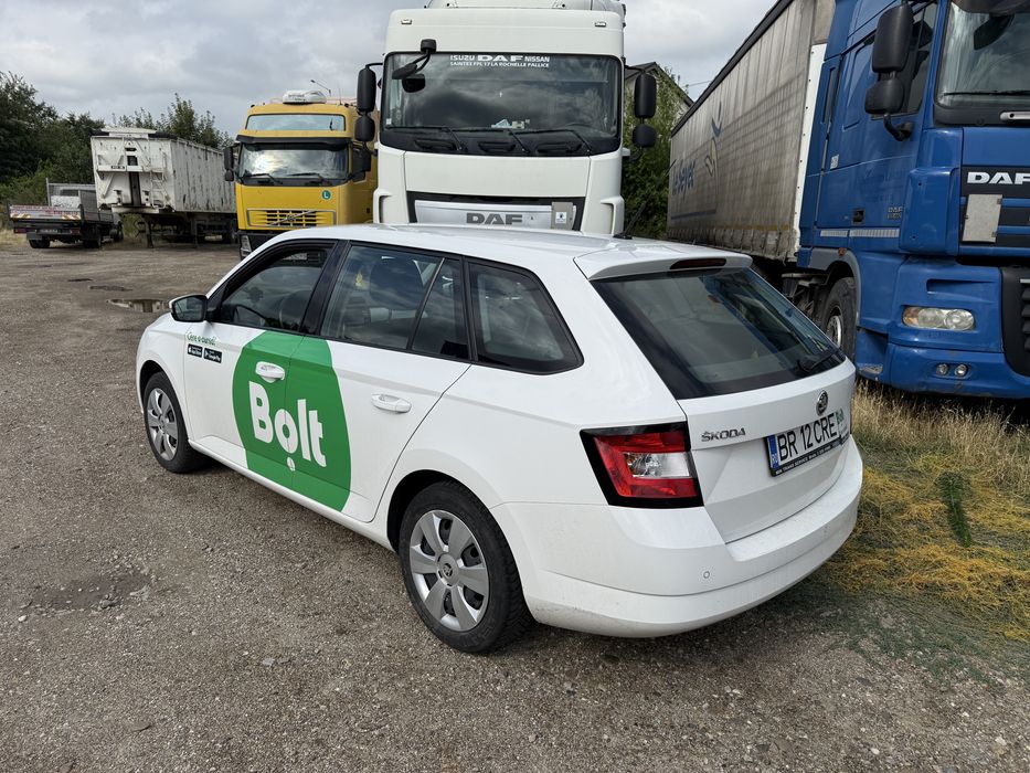 Vand Skoda Fabia colantată BOLT tva deductibil