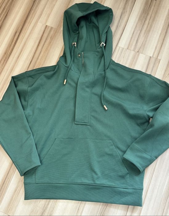 Връхни дрехи Adidas, Esprit, Mango, Superdry