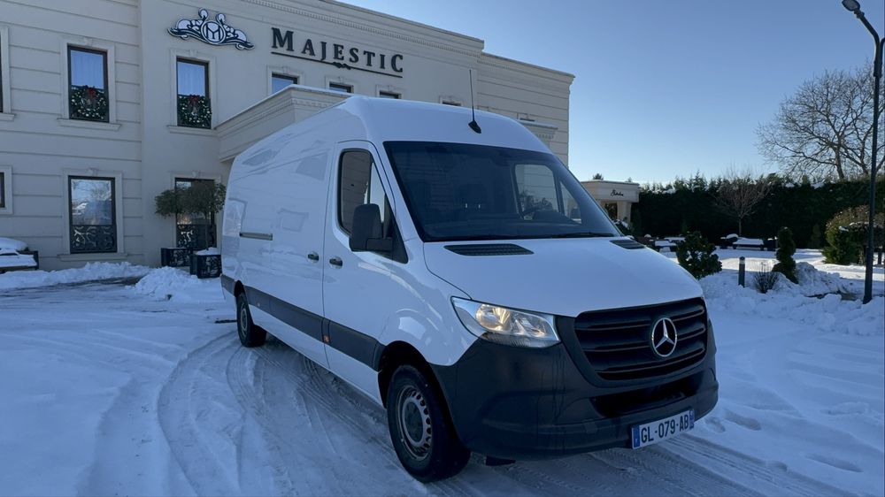 Mercedes Sprinter 2022- 12