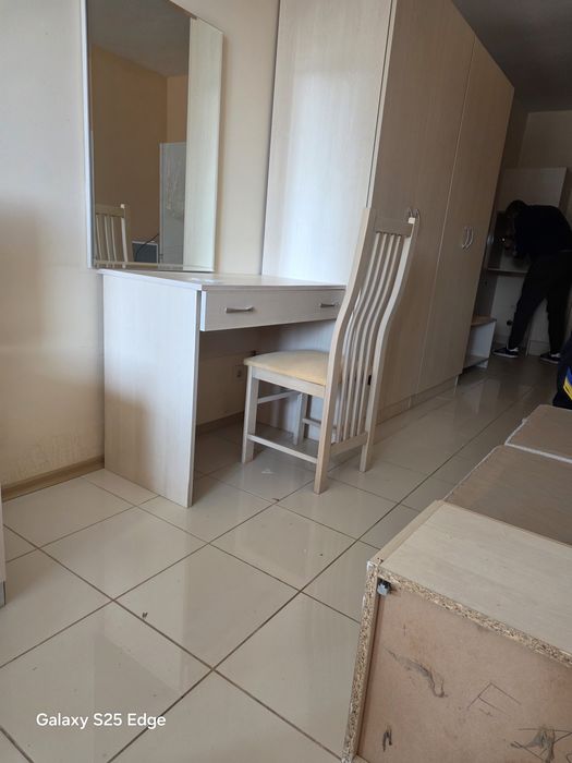 Обзавеждане за студио