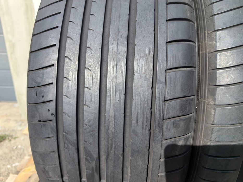 275/35/19 Дънлоп ДОТ 2019 г - Рън Флат