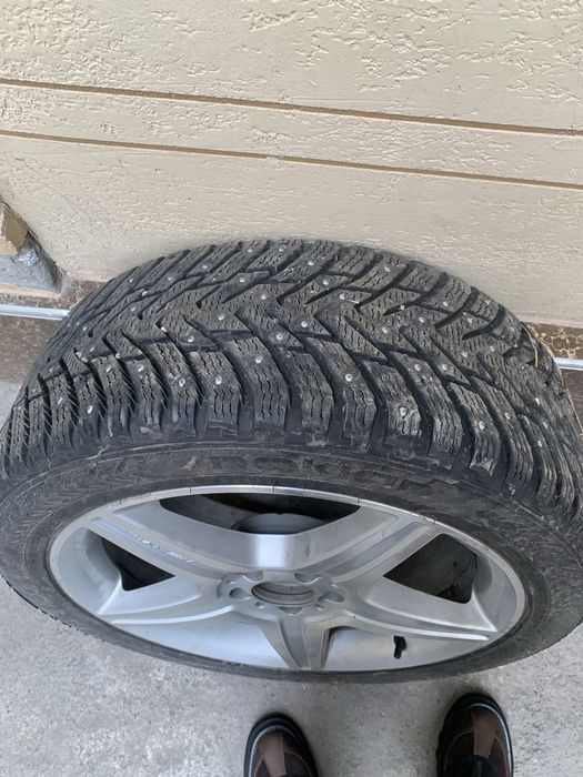 Amg R19 orig Diska sotiladi zimni tishlari bor  yevropa balo’ni bilan