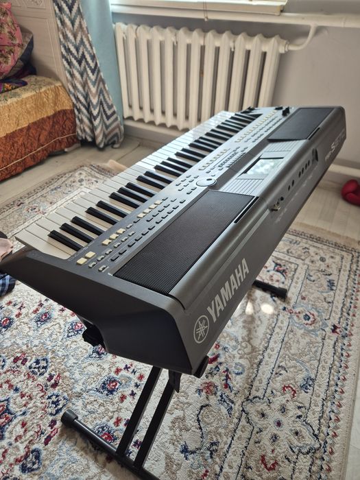 Yamaha PSR-S 670