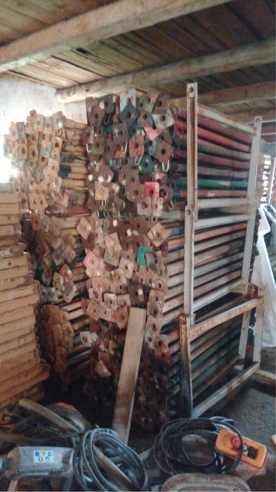 Vand popici metalici