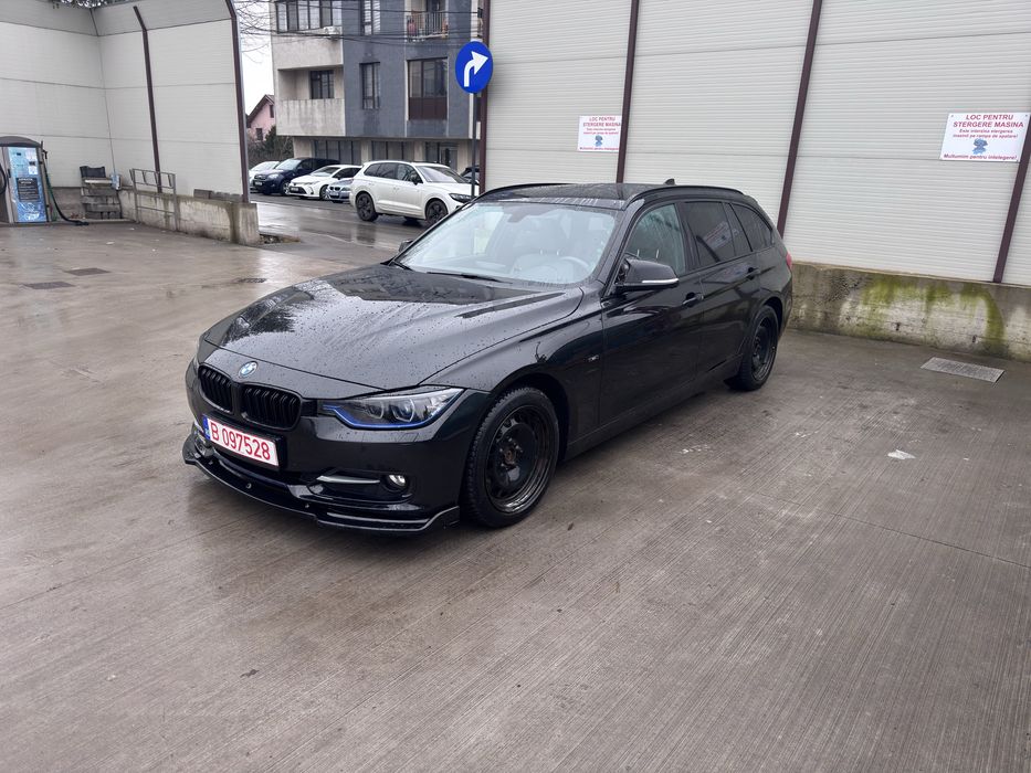 328i xDrive , Automata , Head-Up Display, Pdc, Navi mare , Recaro etc