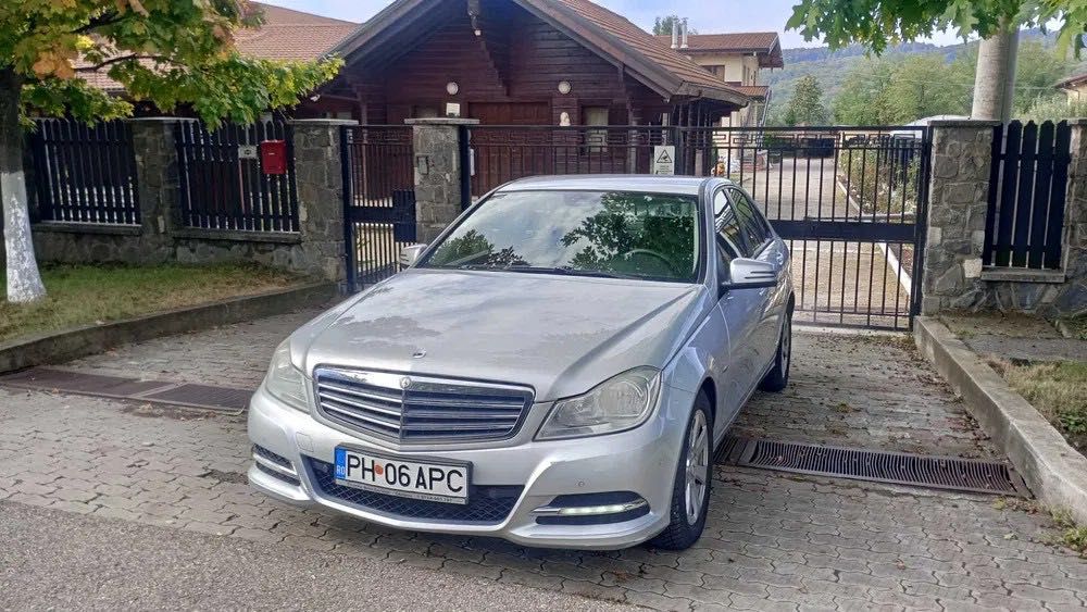Mercedes benz C180 2011