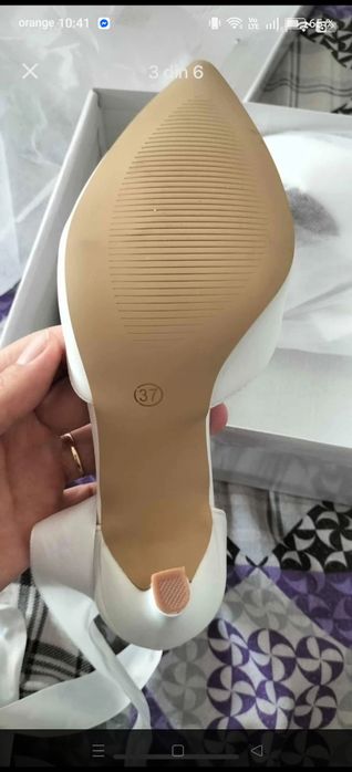 Pantofi eleganti