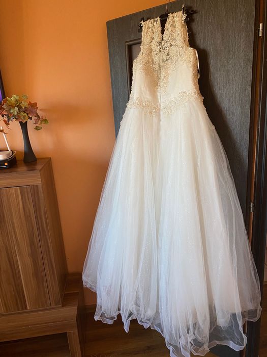 Vând rochie de mireasa !