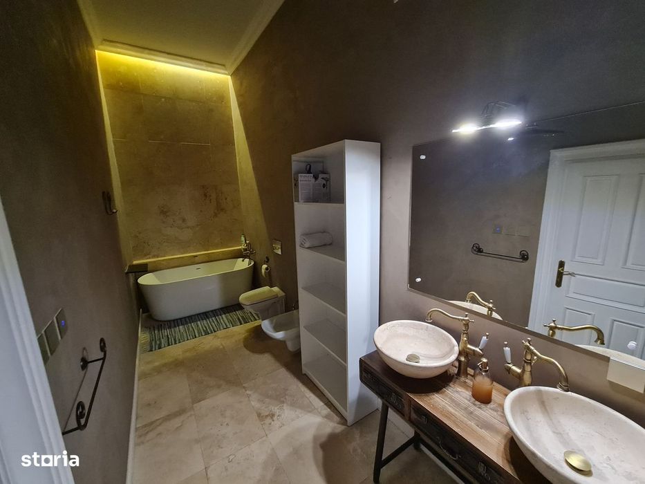 Inchiriez Ap. 3 Camere 2bai Ultracentral Bulevard Piata Mica Deosebit!