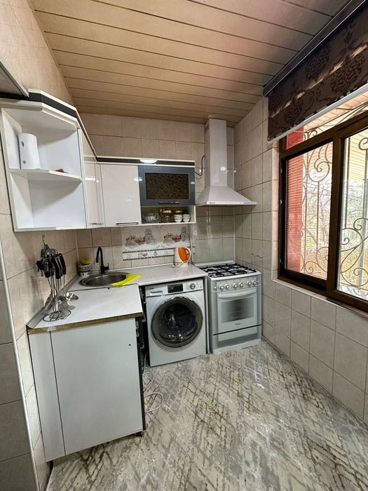 Mirzo Ulugʻbek metro yonida arenda