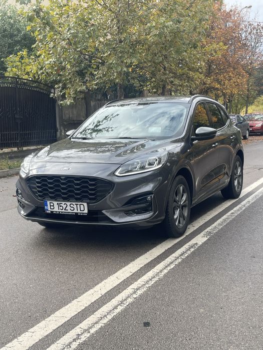 FORD Kuga 2023 — imagine 2