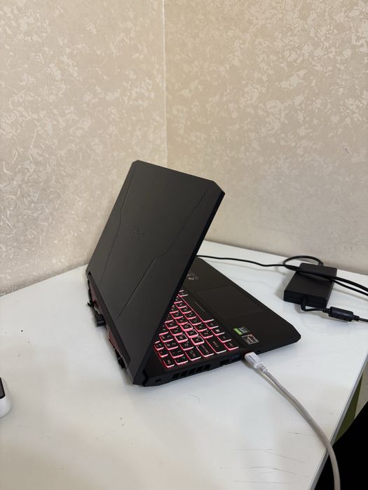 Acer nitro 5 ryzen 7  5800H