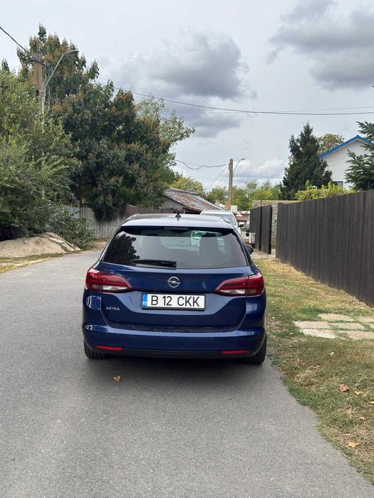 OPEL Astra 2019 — imagine 3