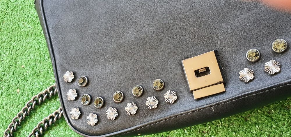 Geanta Stradivarius nouă