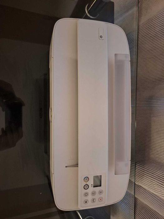 Imprimanta multifuncțională HP deskjet 3750
