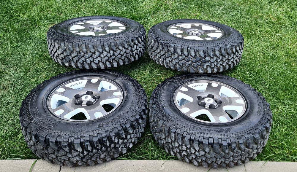 Диски с грязевой резиной R16