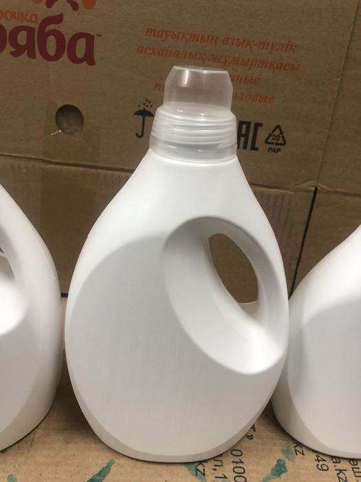 Бутылка пластиковая