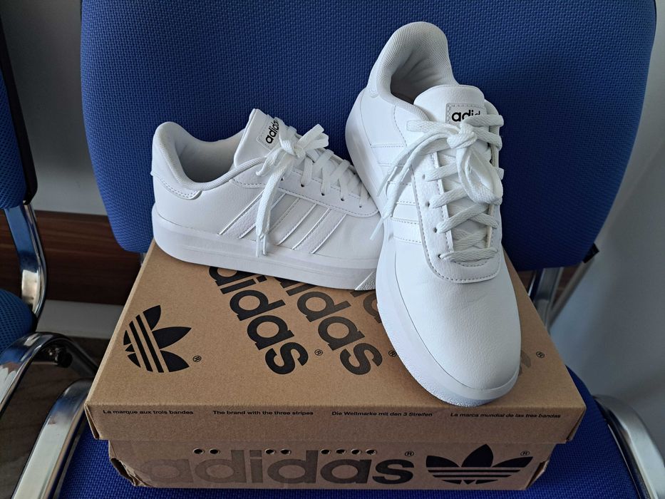 Оригинални маратонки Adidas