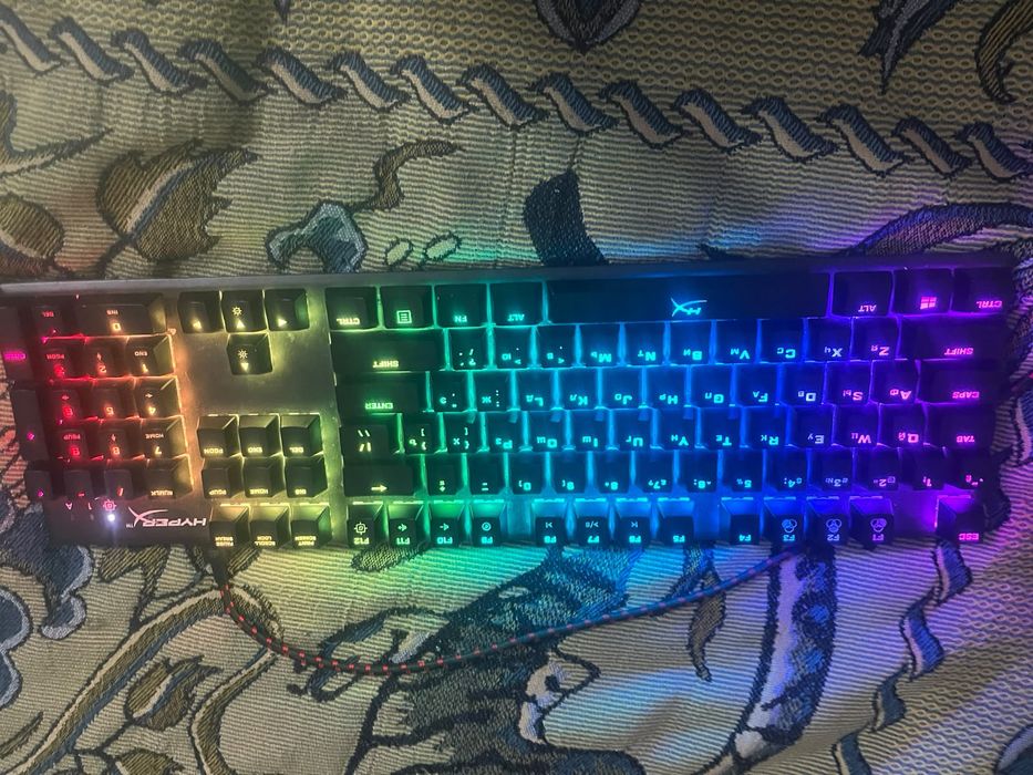 HyperX клавиатура